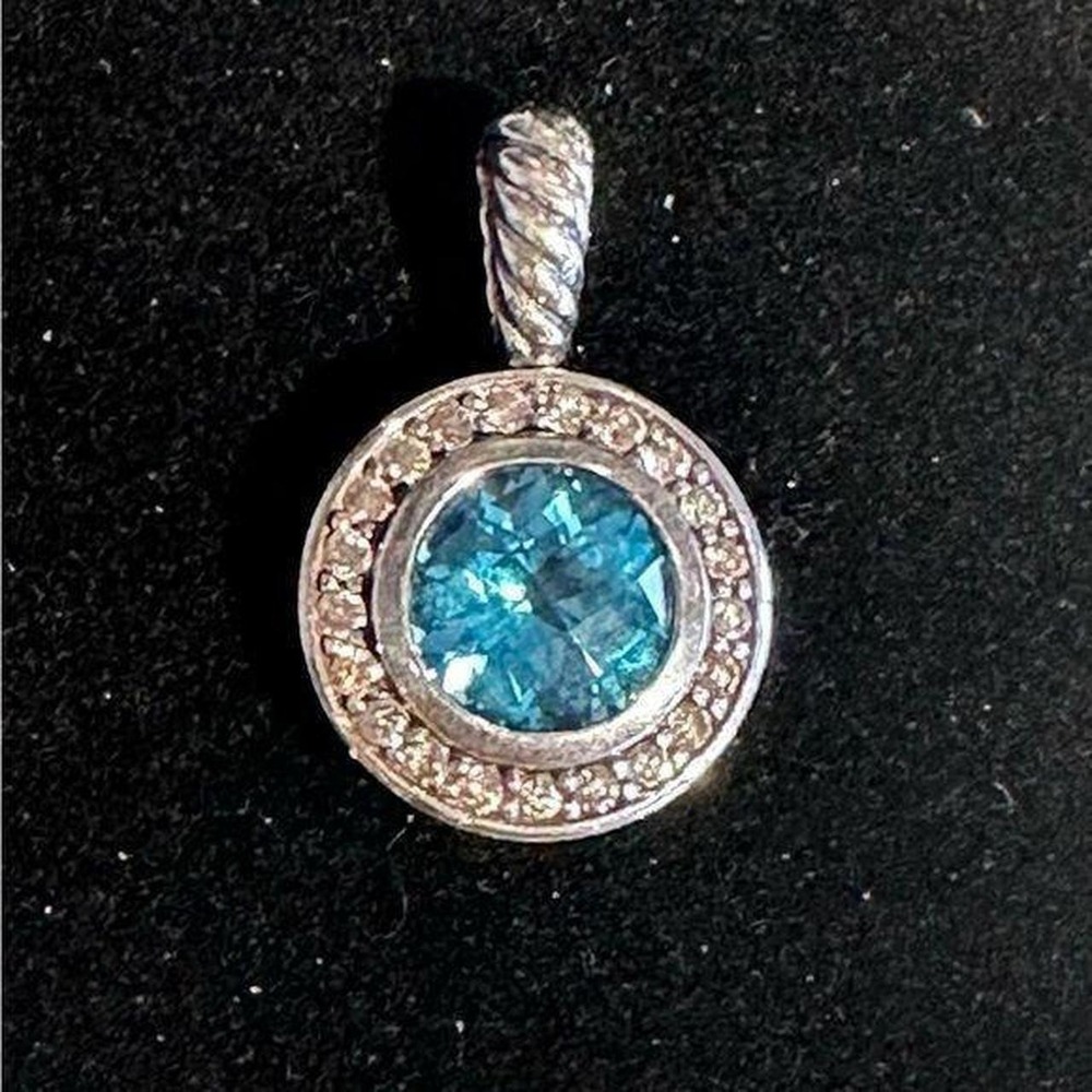 David Yurman blue topaz and diamond Cerise earrings & pendant set - Picture 5 of 8